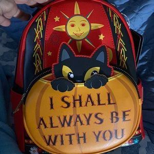 Hocus pocus lovers Binx mini back pack here just for you